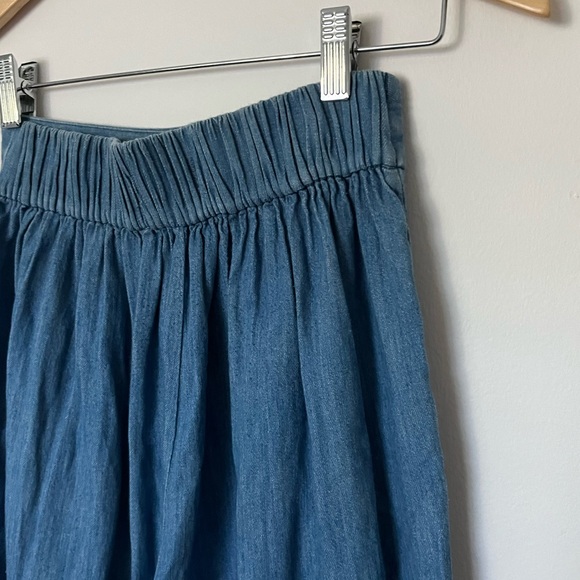 Madewell Chambray Huston Pull-On Crop Pants - Picture 10 of 14